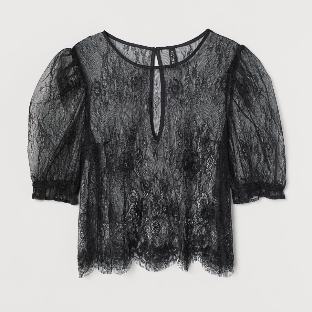 NWT H&M lace puff sleeve blouse